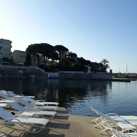 Le Sorrento Apartament